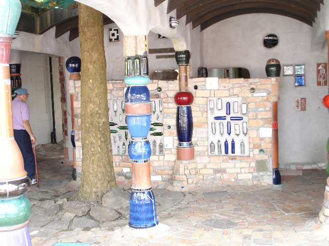 Hundertwasser Toilette in Kawakawa