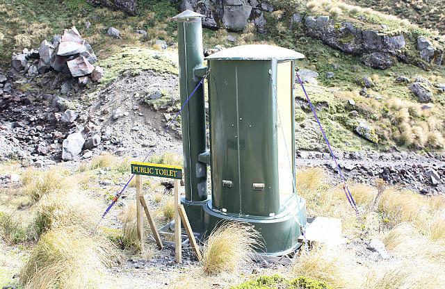 Am Mt. Taranaki: Public Toilet ...